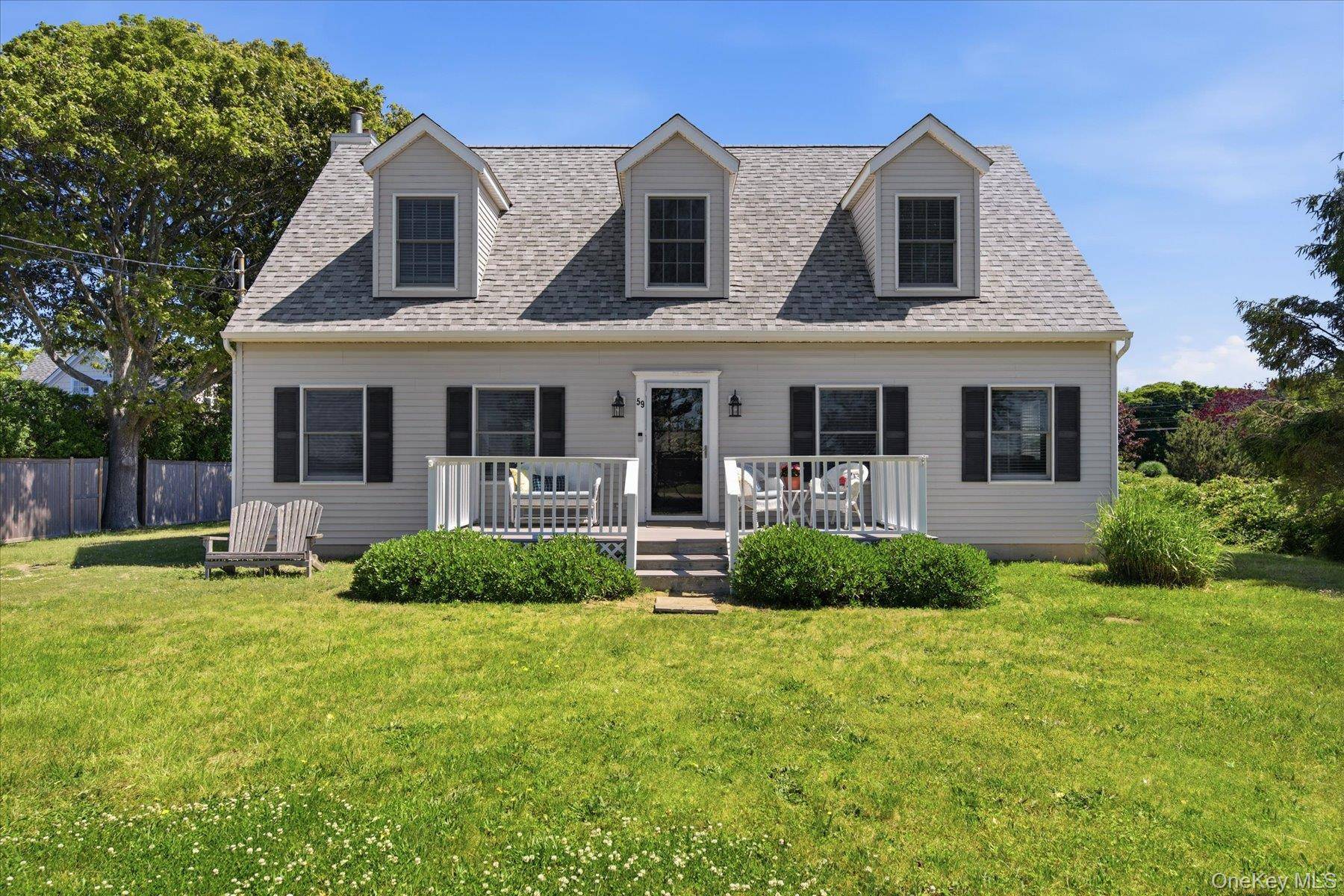 59 Peconic AVE, Shelter Island, NY 11964