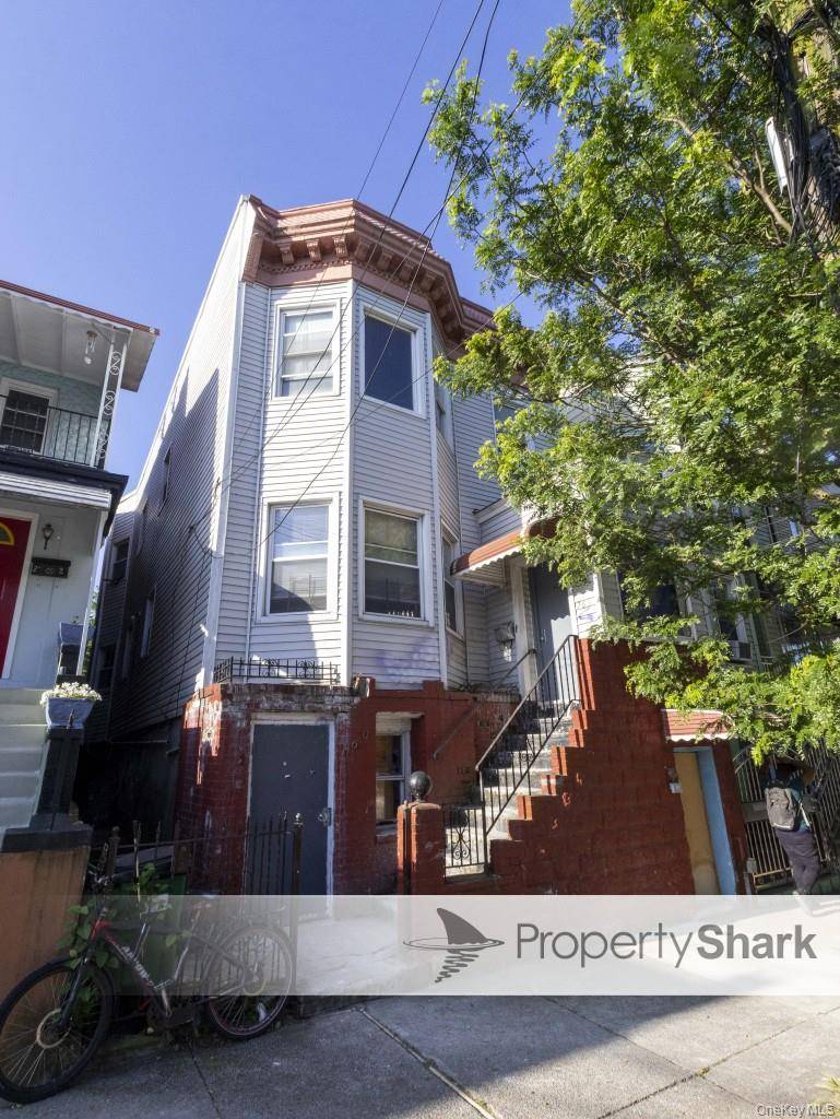 760 Van Nest AVE, Bronx, NY 10462