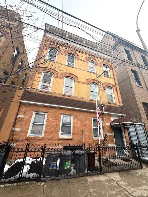686 Fairview AVE, Ridgewood, NY 11385