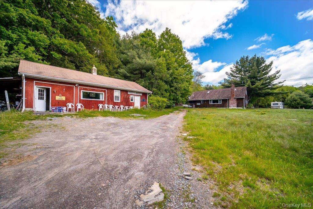 101 Red Star RD, Greenfield Park, NY 12435