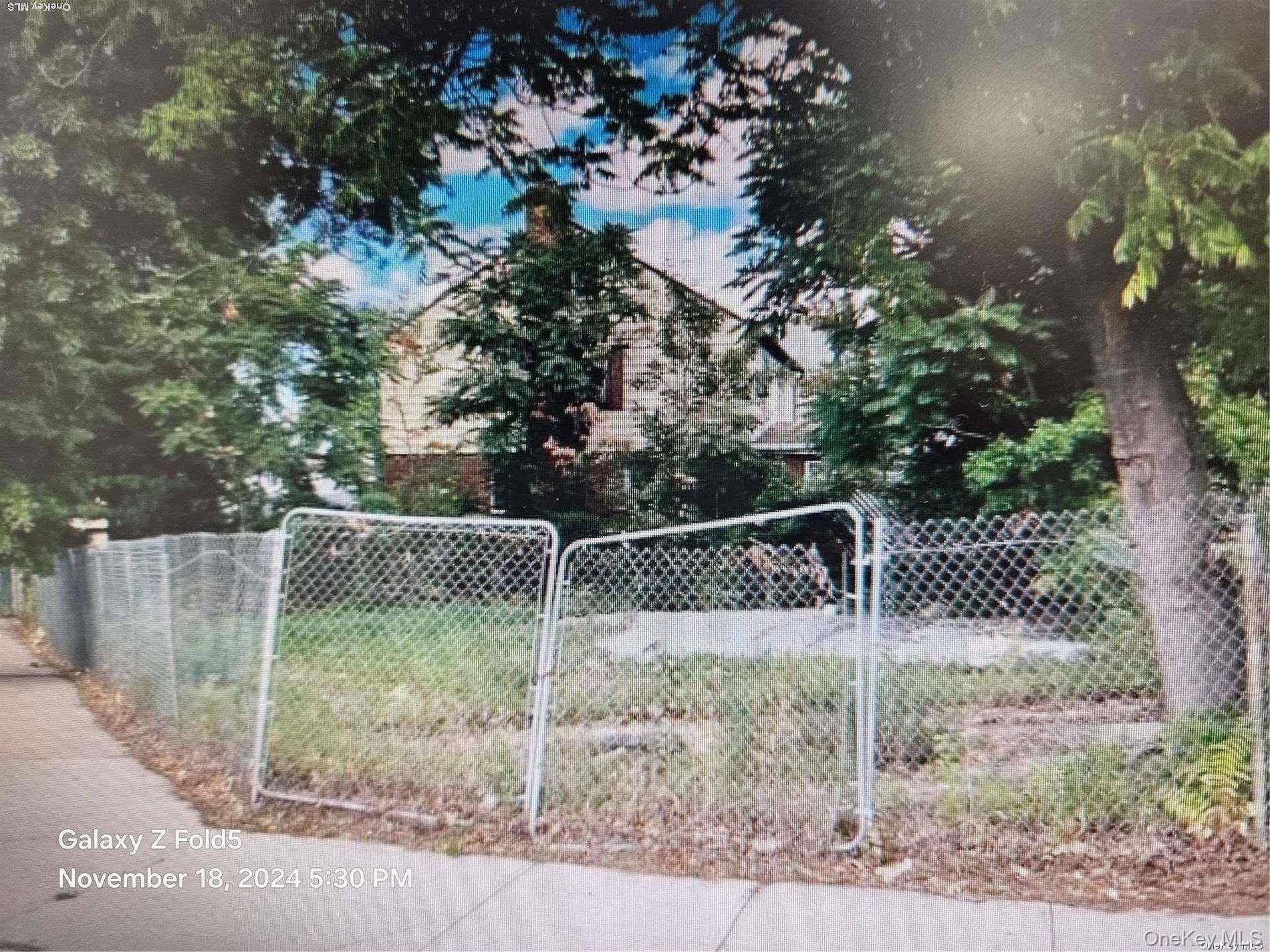 24-31 Francis Lewis BLVD, Whitestone, NY 11357