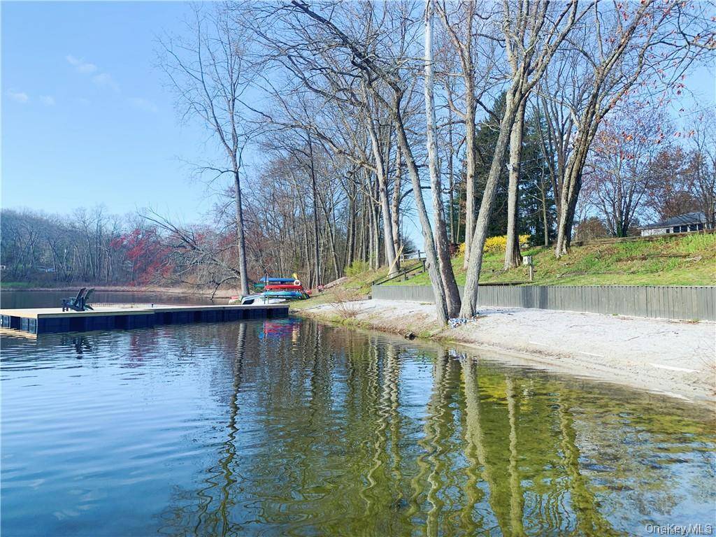 Sepasco Lake RD, Rhinebeck, NY 12572