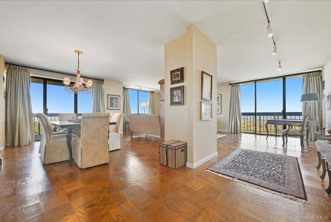 26910 Grand Central Pkwy #31N, Floral Park, NY 11005