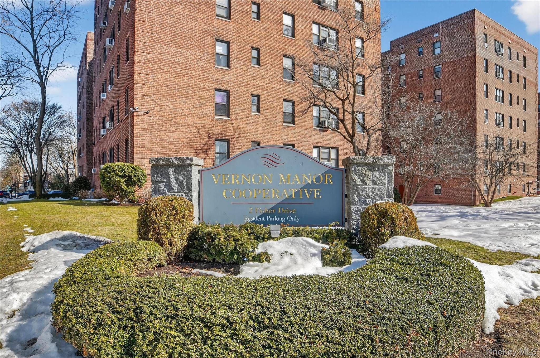 2 Fisher DR #318, Mount Vernon, NY 10552