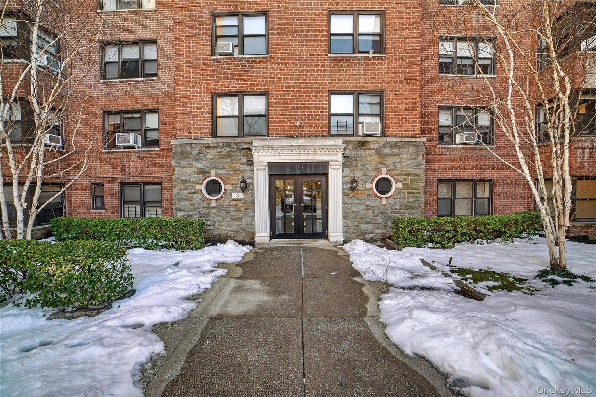 2 Fisher DR #318, Mount Vernon, NY 10552