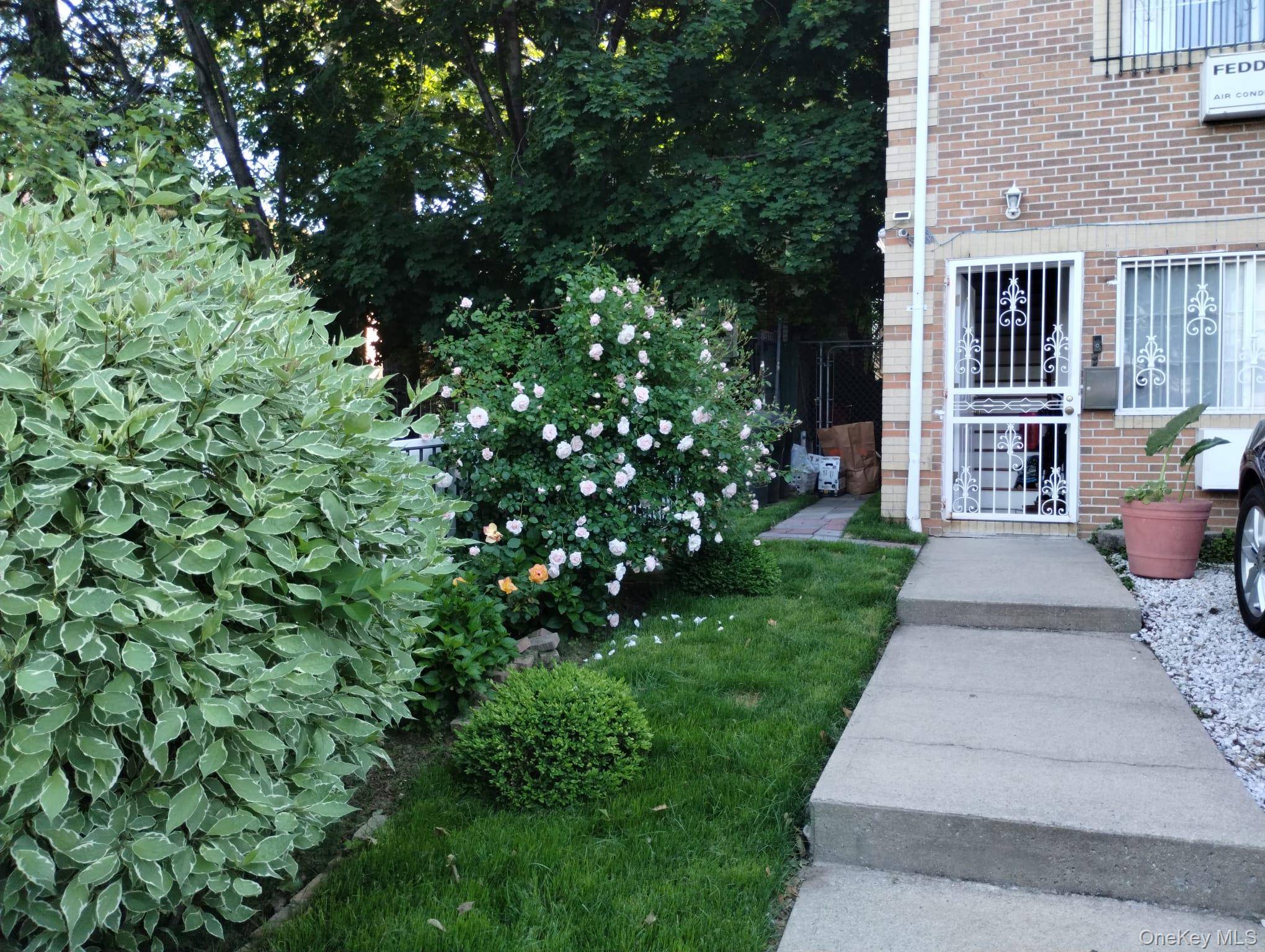 933 Tilden ST, Bronx, NY 10469