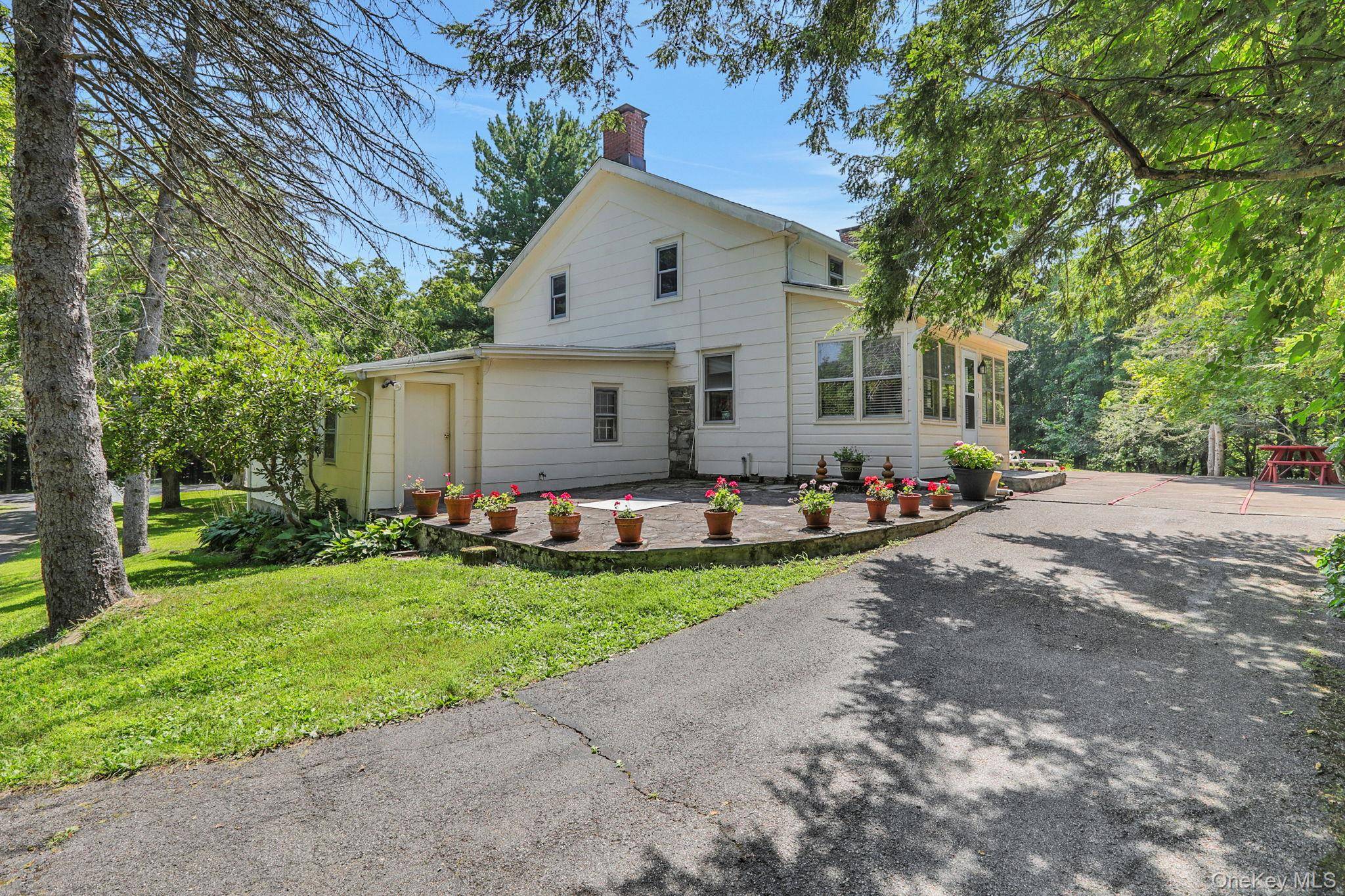441 N Ohioville RD, New Paltz, NY 12561