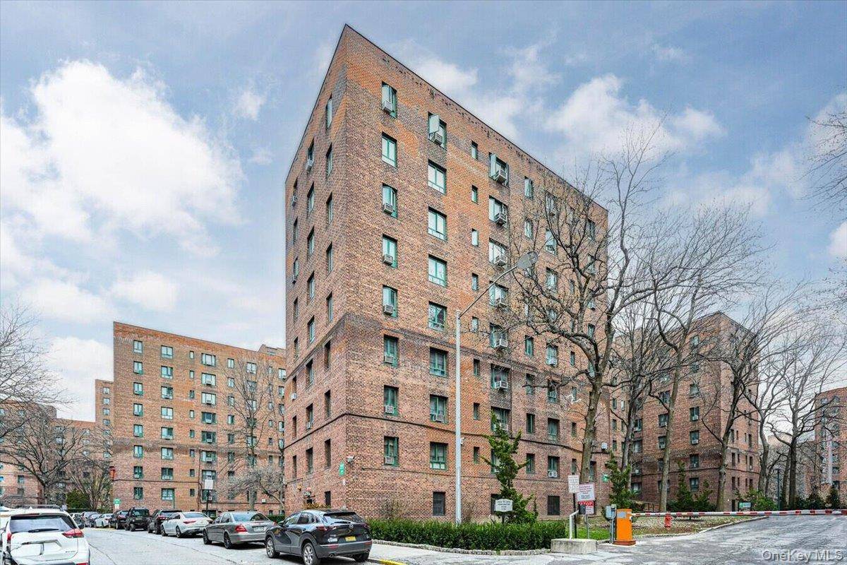 1503 Metropolitan AVE #5A, Bronx, NY 10462