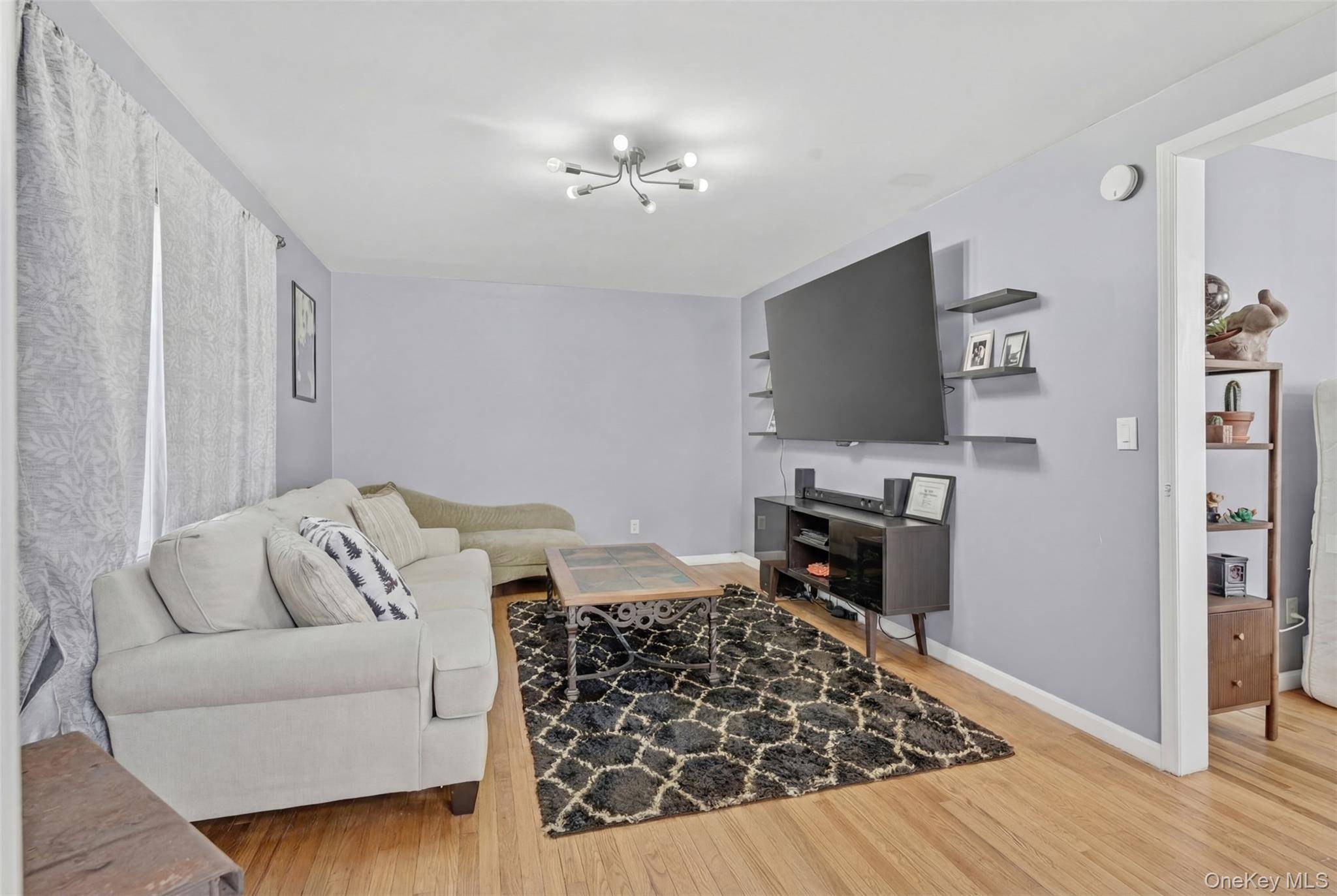 10 Maple AVE, Loch Sheldrake, NY 12779