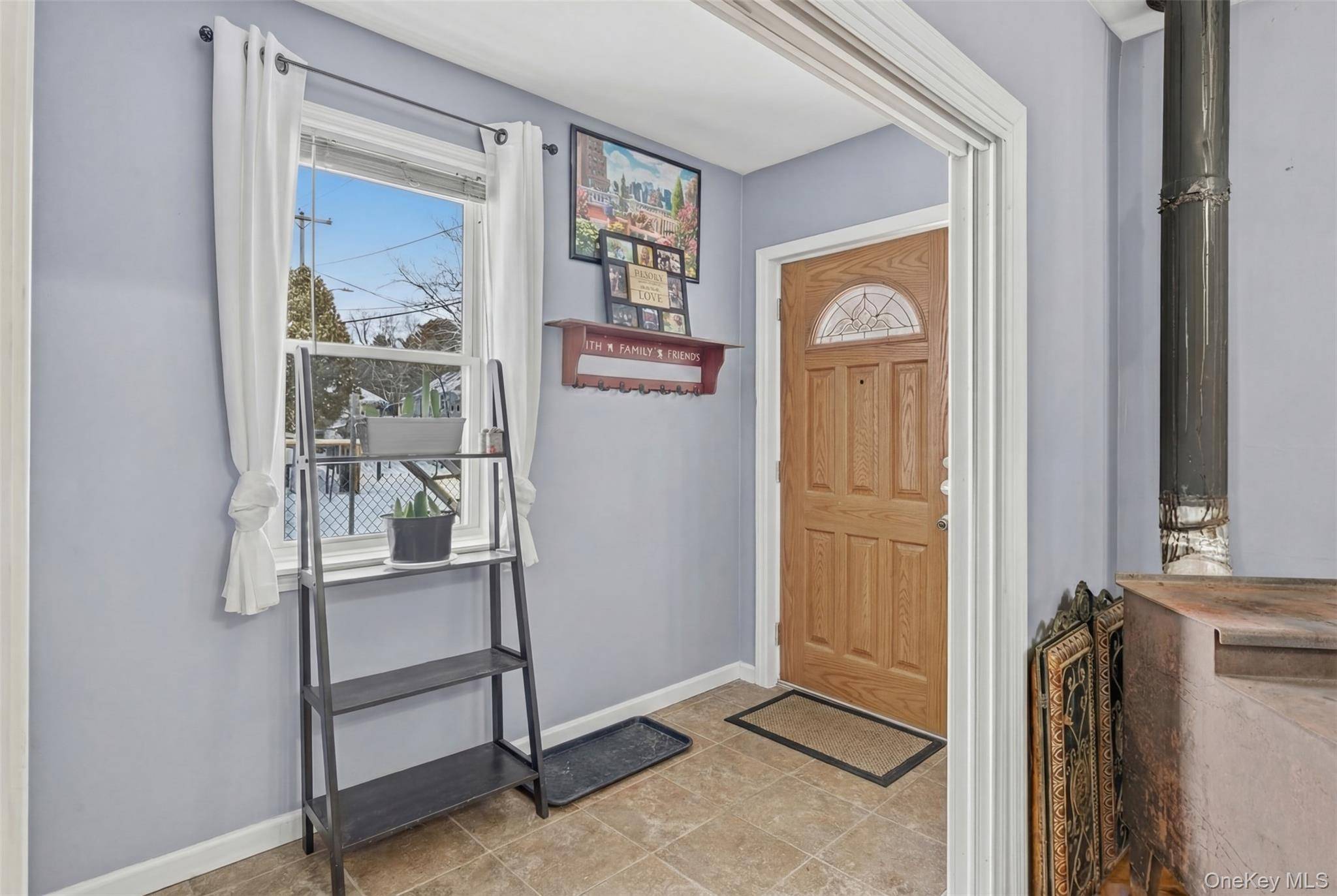 10 Maple AVE, Loch Sheldrake, NY 12779