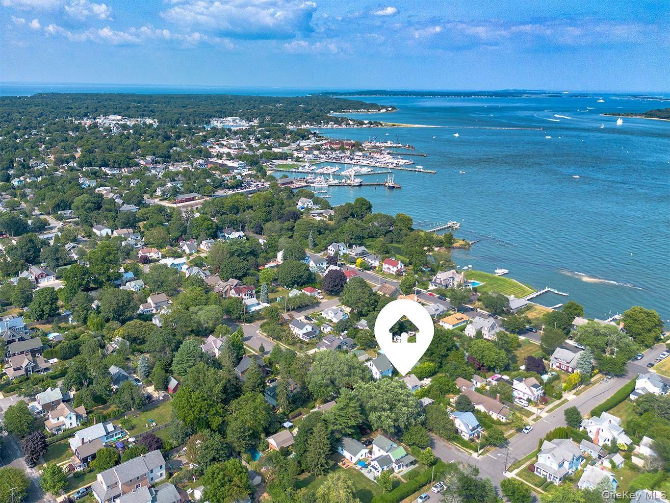 210 5th ST, Greenport, NY 11944