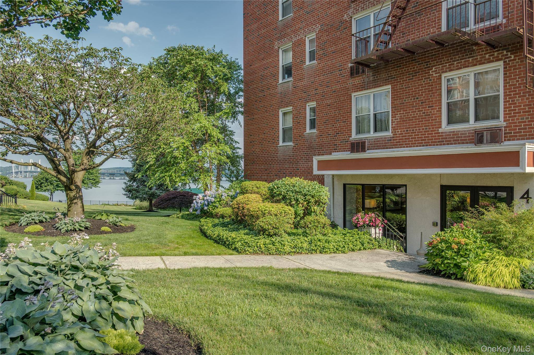4 Salisbury PT #4A, Nyack, NY 10960