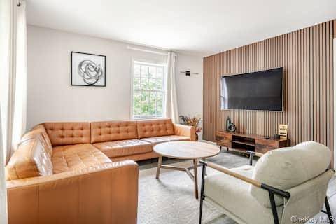 1241 Ridgebury RD, New Hampton, NY 10958