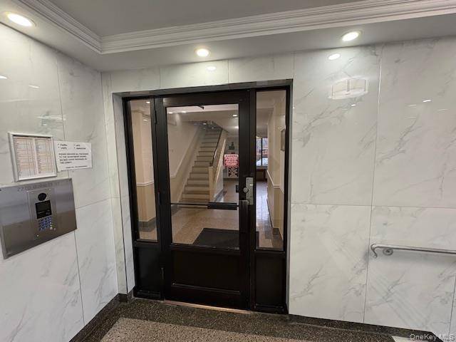 2220 Burnett ST #1G, Brooklyn, NY 11229