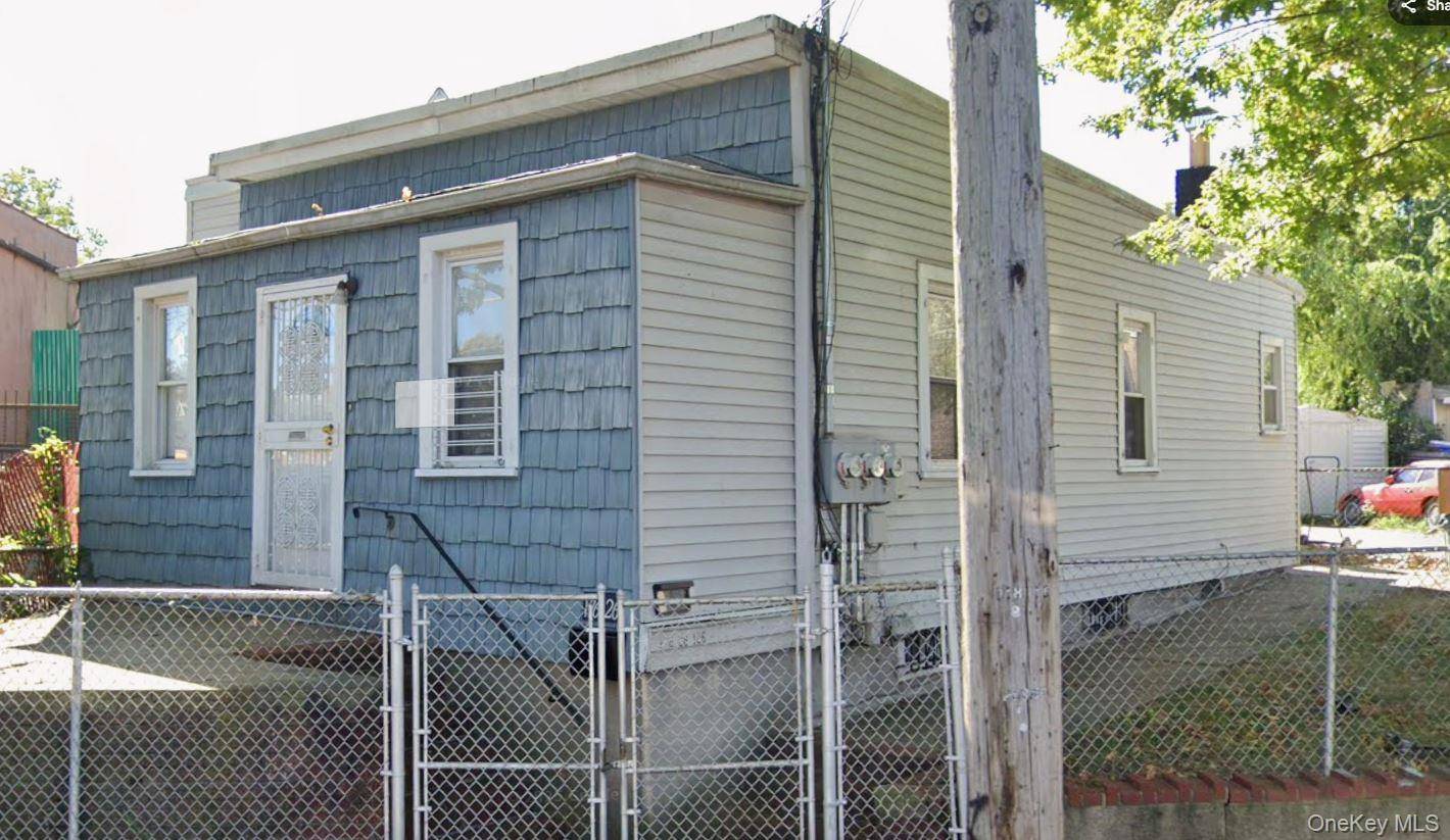 17626 126th AVE, Jamaica, NY 11434