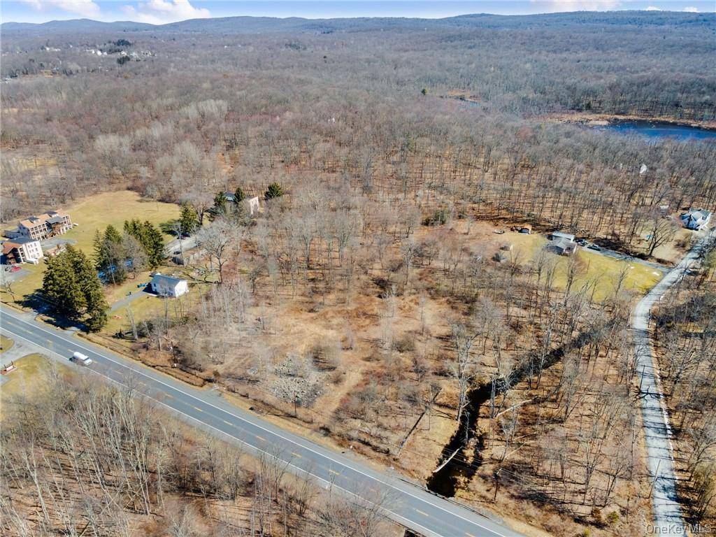 1136 Route 32, Plattekill, NY 12589