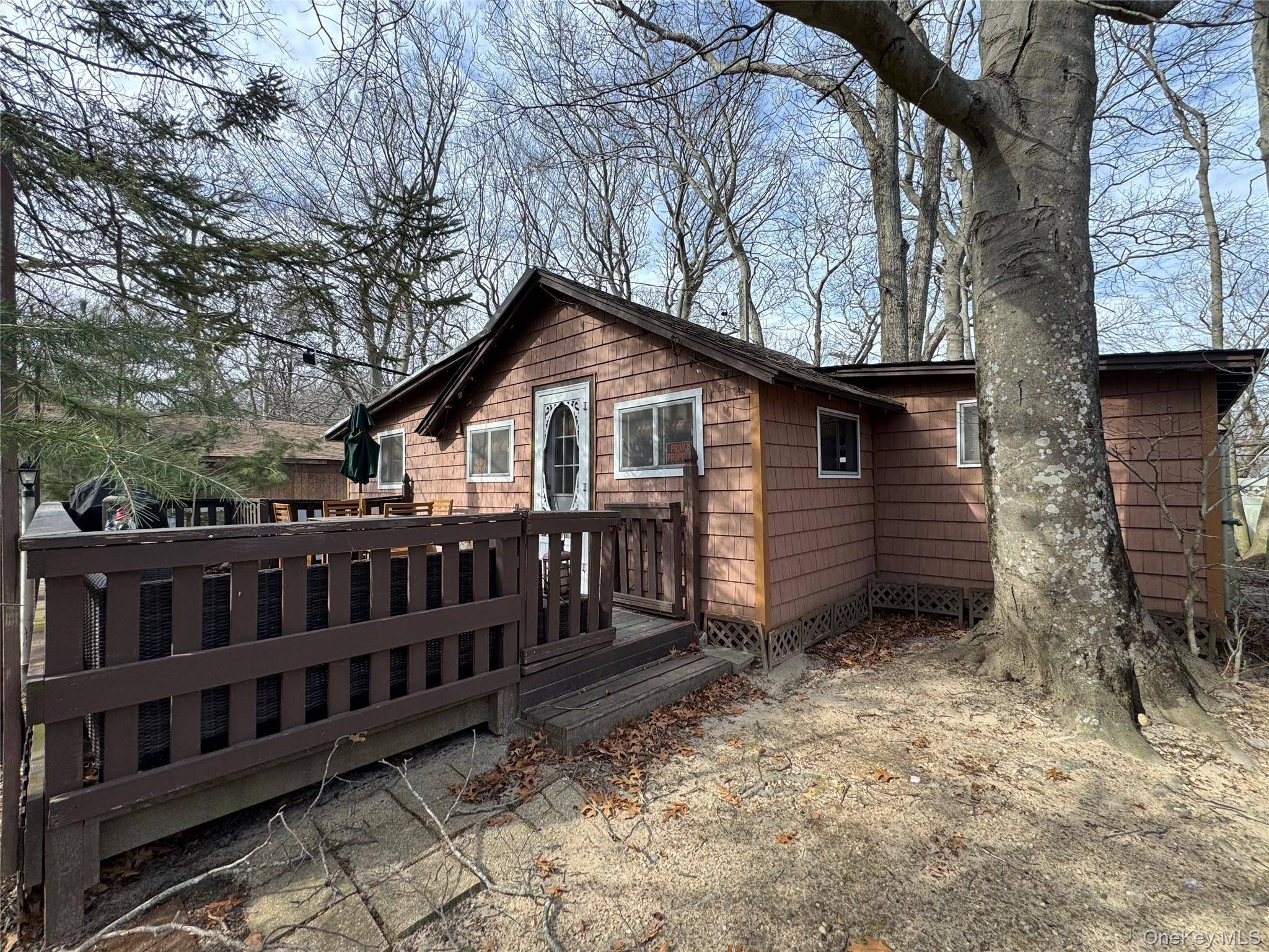 28 Anchor PATH, Baiting Hollow, NY 11933