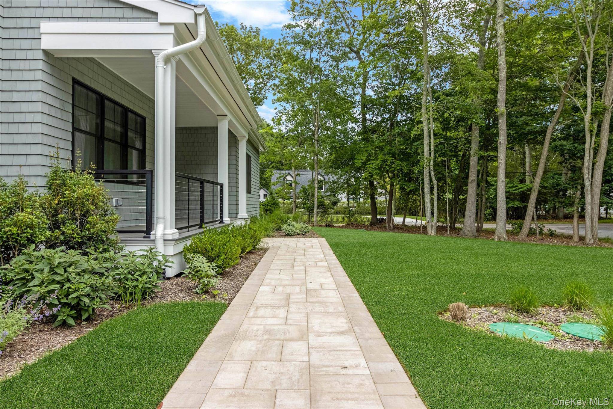 1745 Stars RD, East Marion, NY 11939