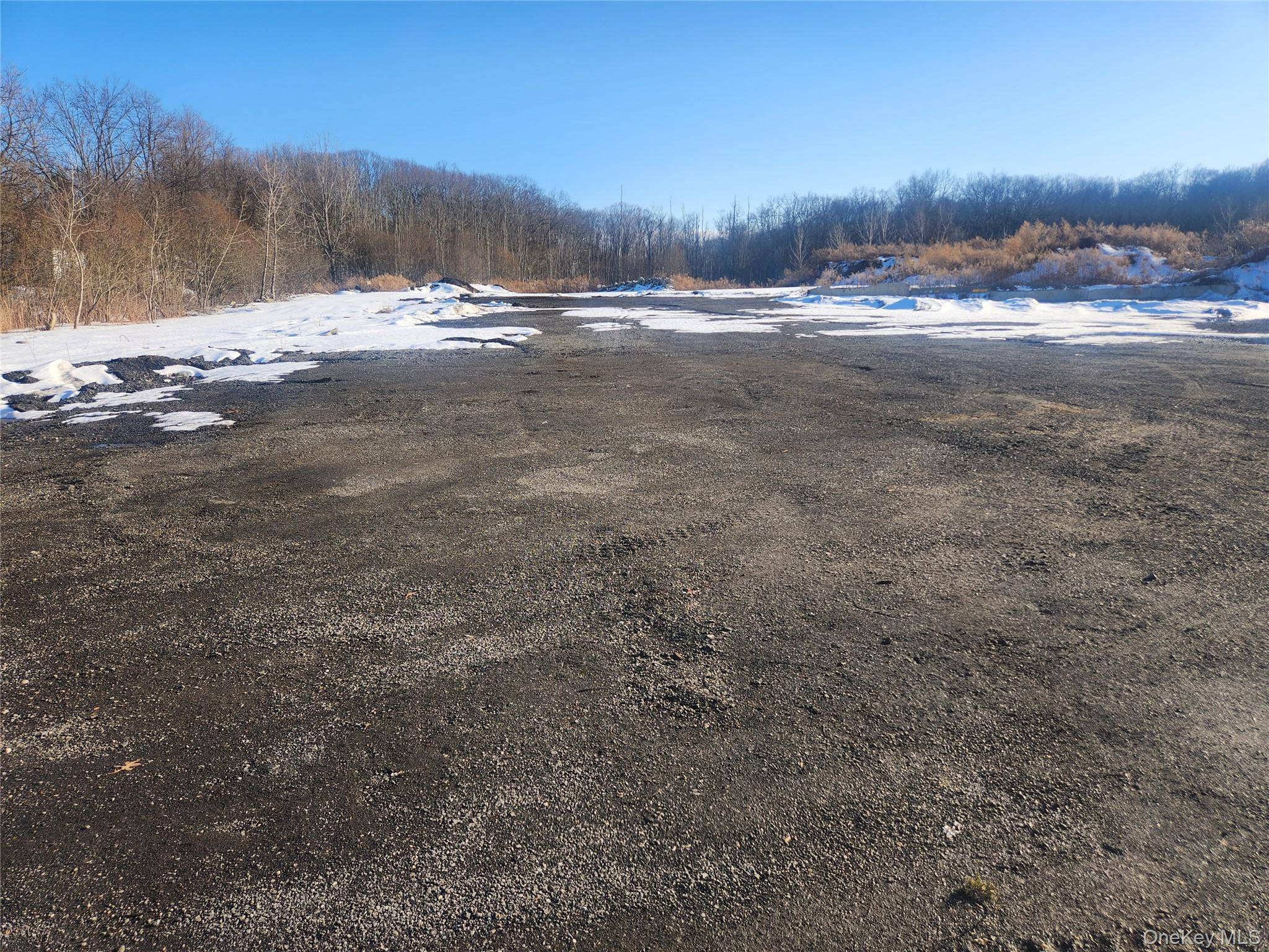 23 Little Brook LN, Newburgh, NY 12550