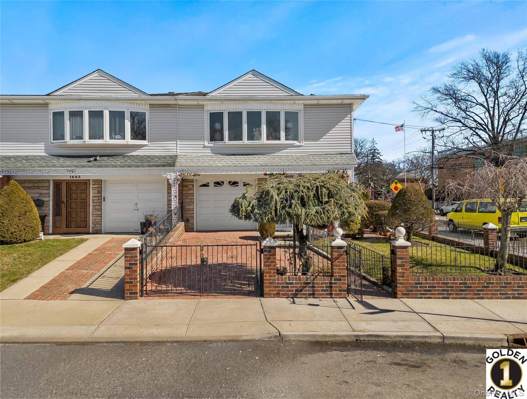 1665 156th ST, Whitestone, NY 11357