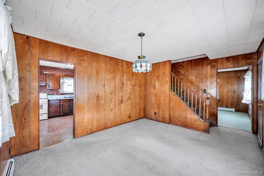 189 Ontario AVE, Massapequa, NY 11758