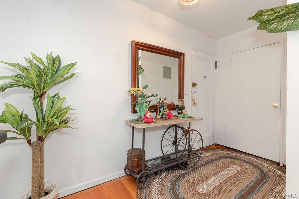 30 Fleetwood AVE #5G, Mount Vernon, NY 10552