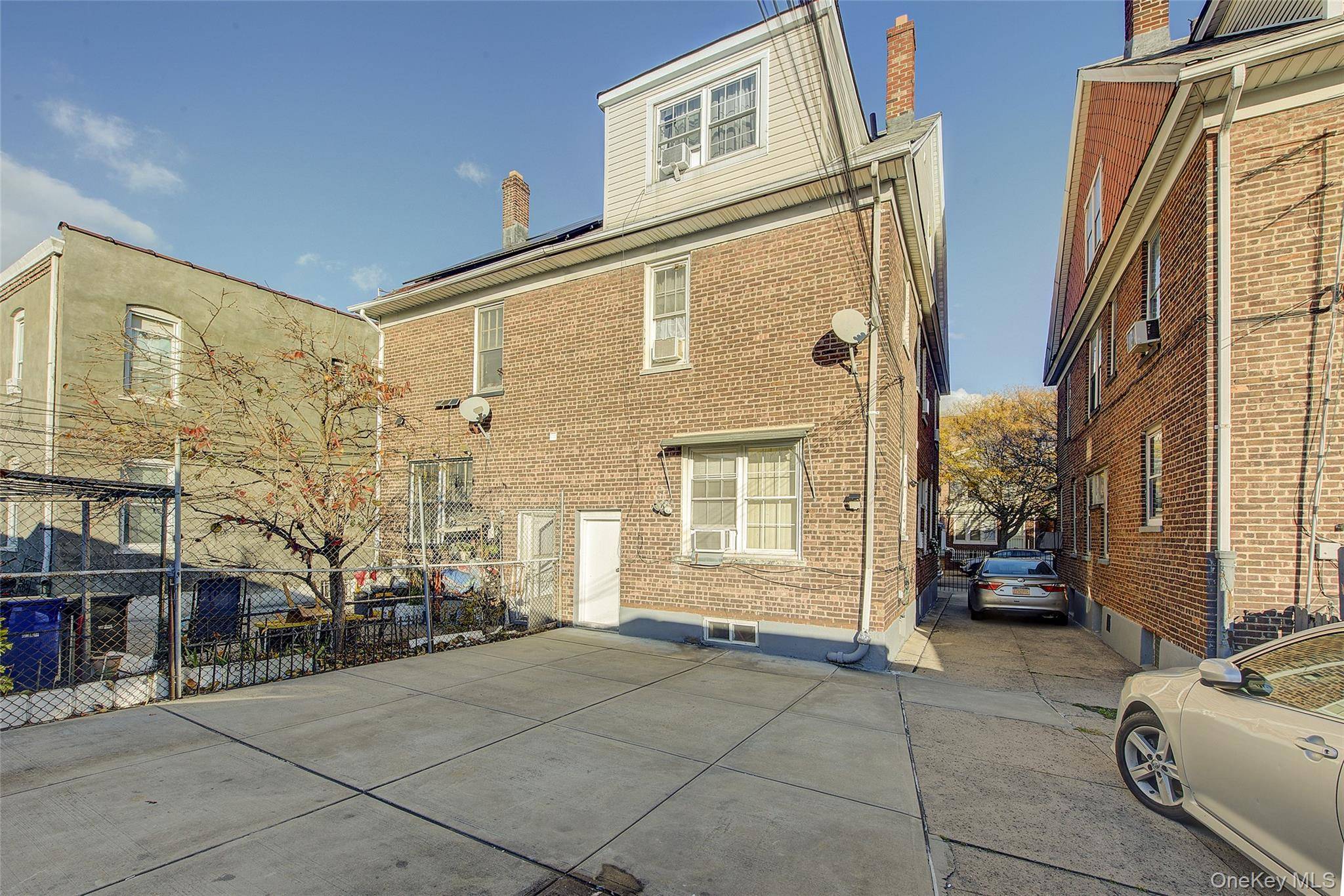 3528 93rd ST, Jackson Heights, NY 11372