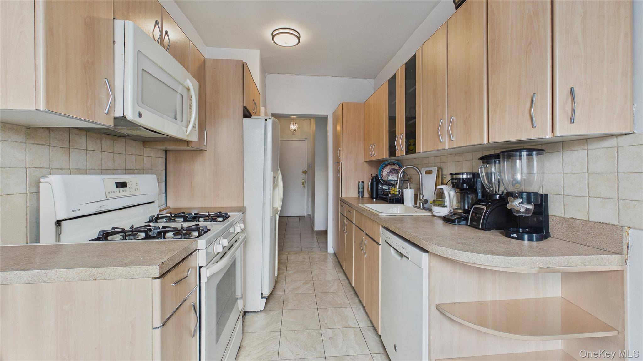 3564 89th ST #5C, Jackson Heights, NY 11372