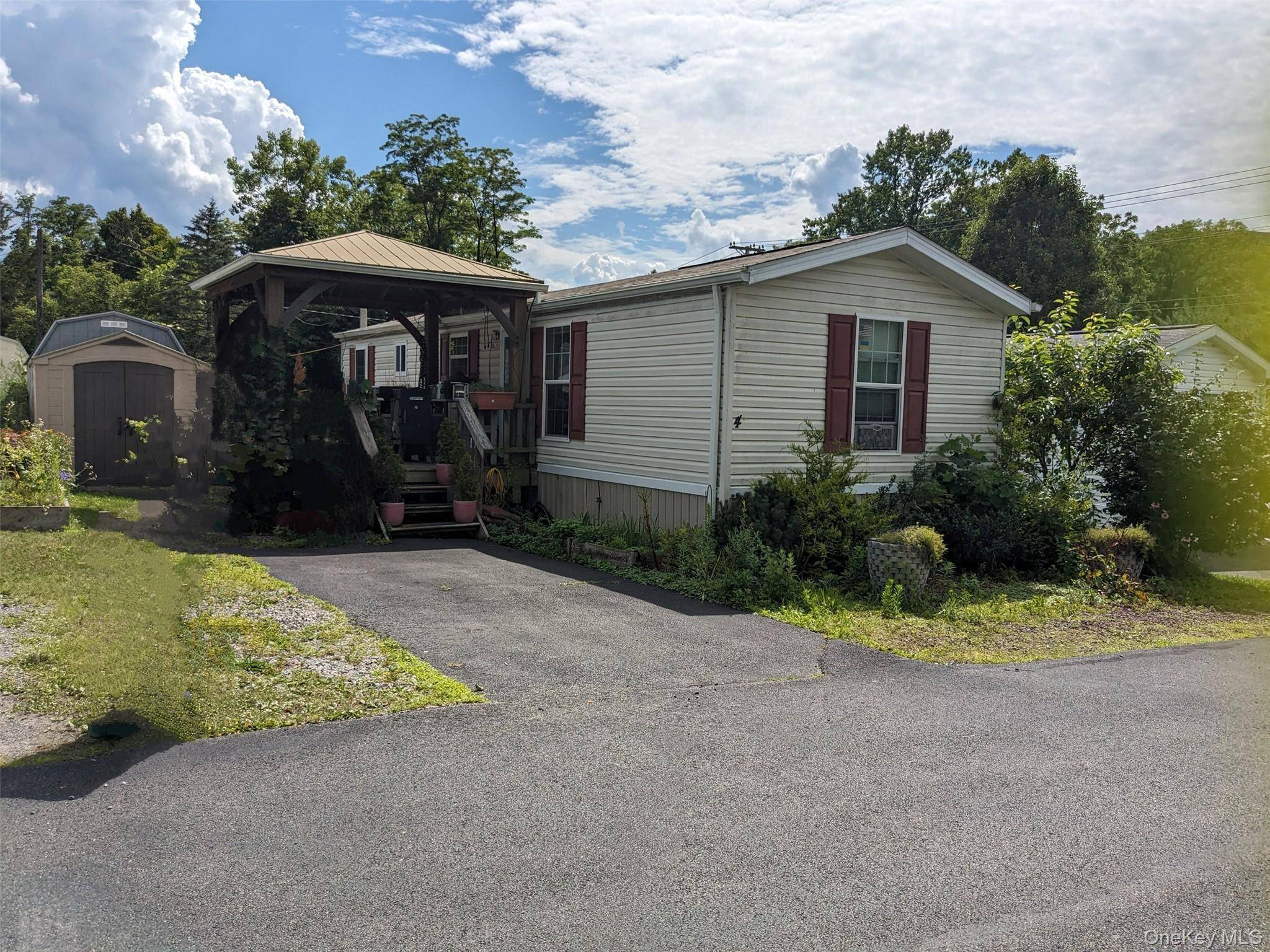 4 Treeline CIR #4, Cold Spring, NY 10516