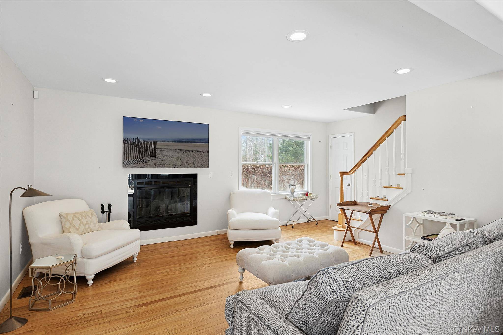 11 Valley ST, East Hampton, NY 11937