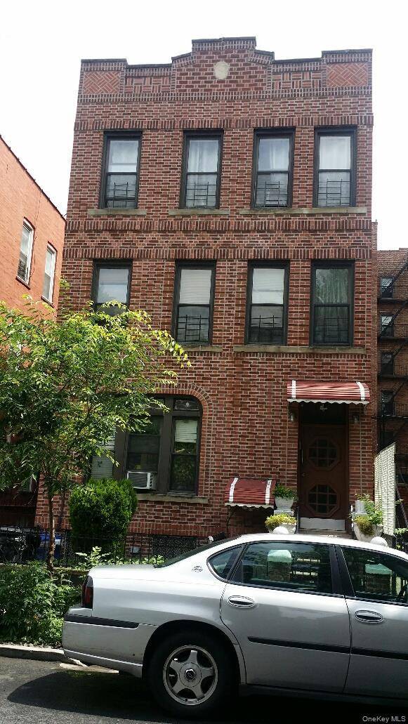 315 E 94th ST, Brooklyn, NY 11212
