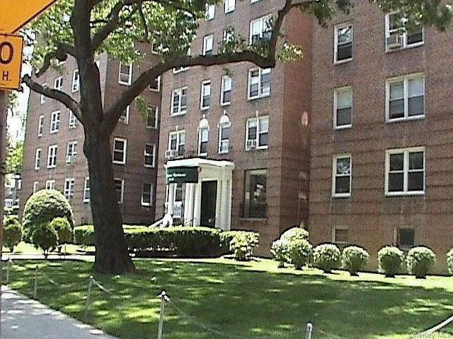 14325 84th DR #2E, Jamaica, NY 11435
