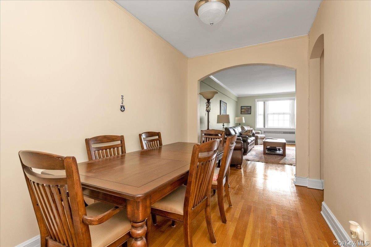 175-06 Devonshire RD #6O, Jamaica Estates, NY 11432