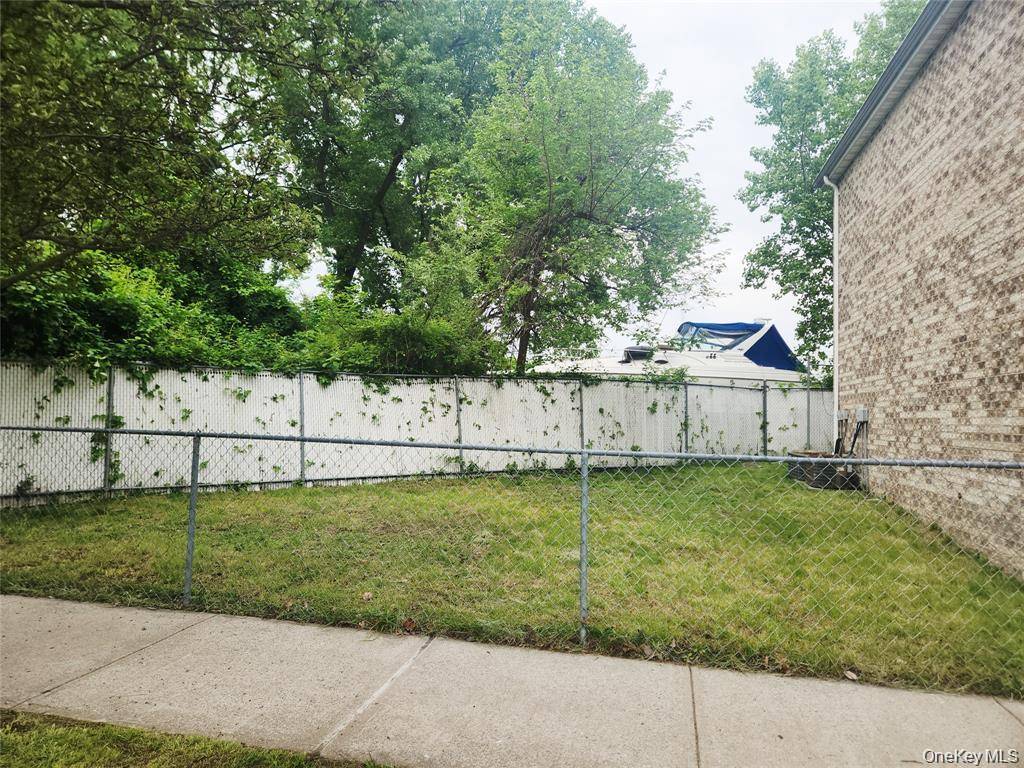 101 Longstreet AVE, Bronx, NY 10465