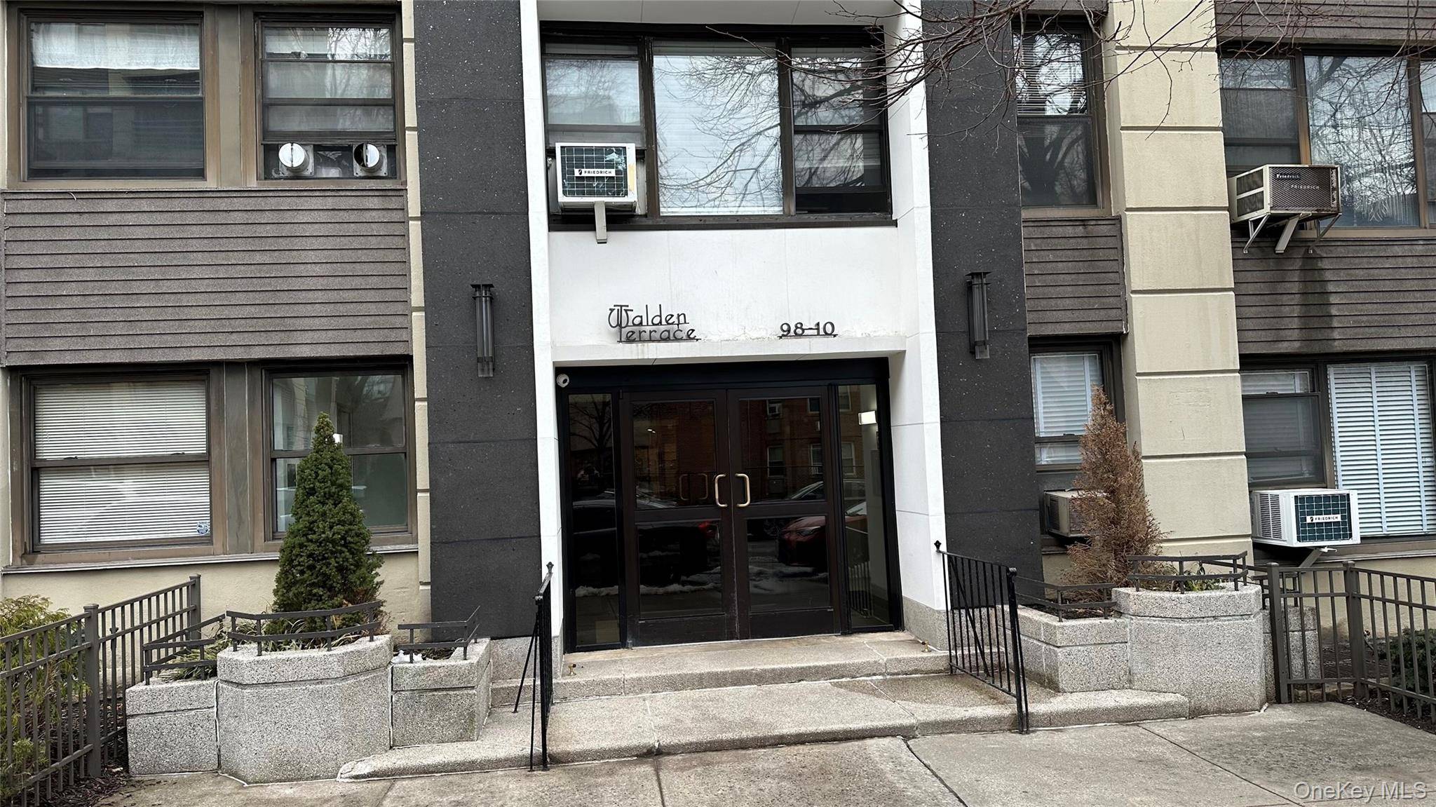 98-10 64th Avenue #3J, Rego Park, NY 11374