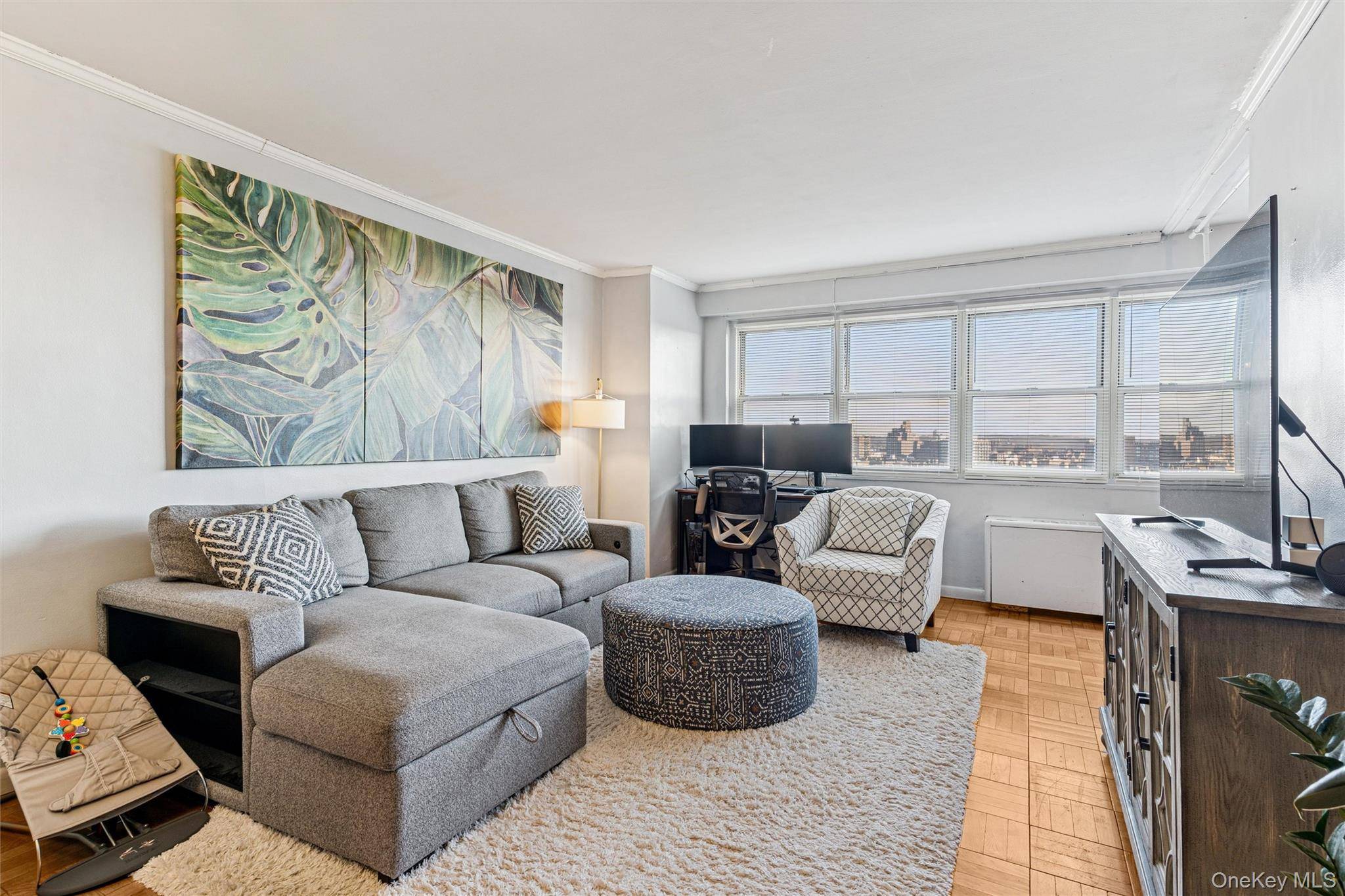 10230 66 RD #15G, Forest Hills, NY 11375
