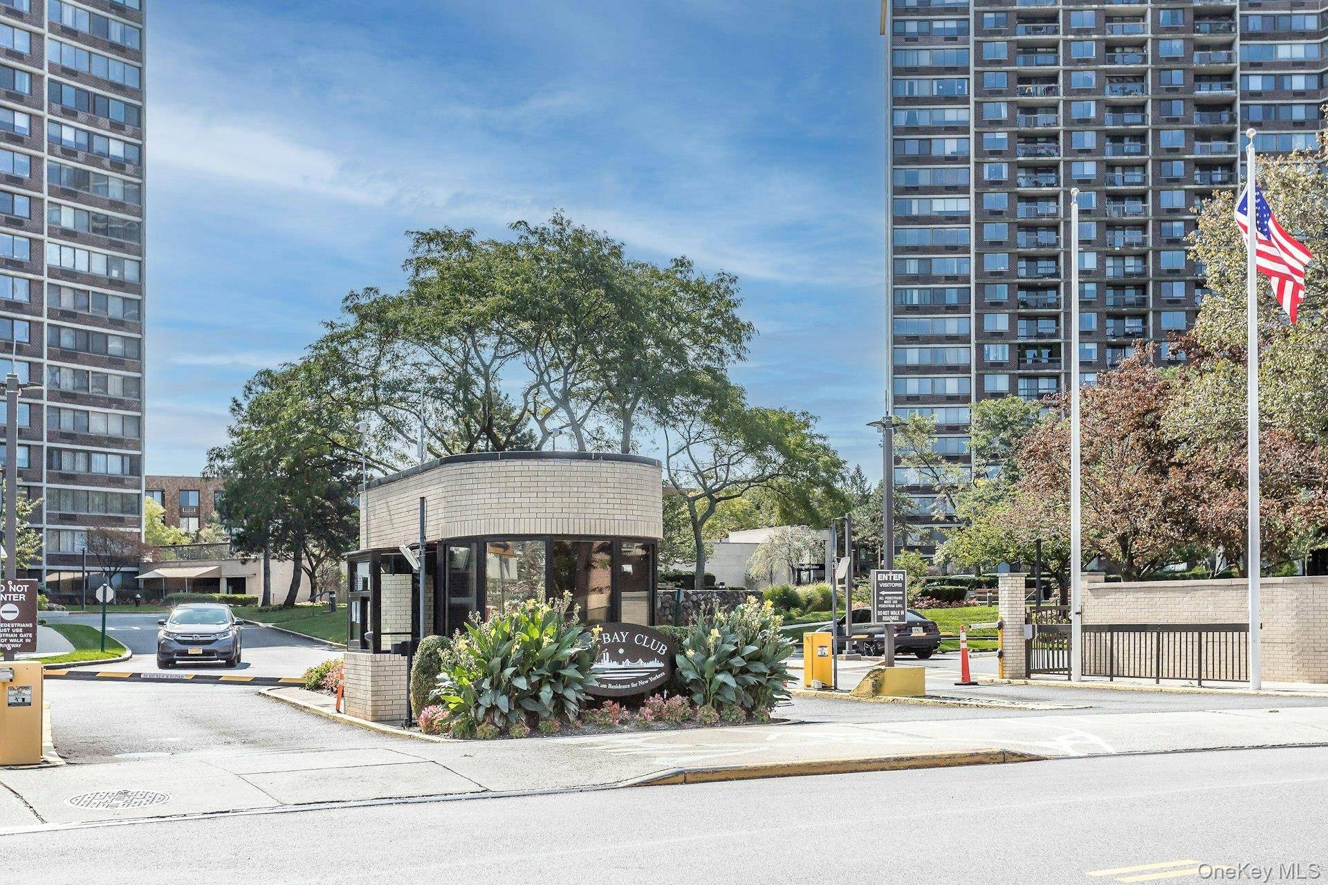 2 Bay Club #11F, Bayside, NY 11360
