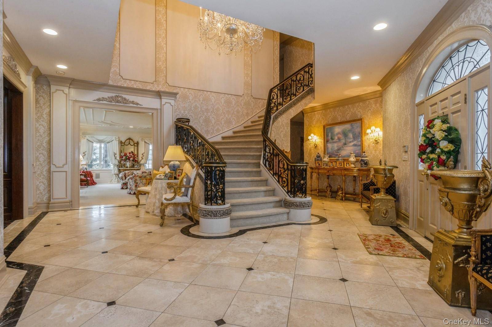 85 Eleventh ST, Garden City, NY 11530