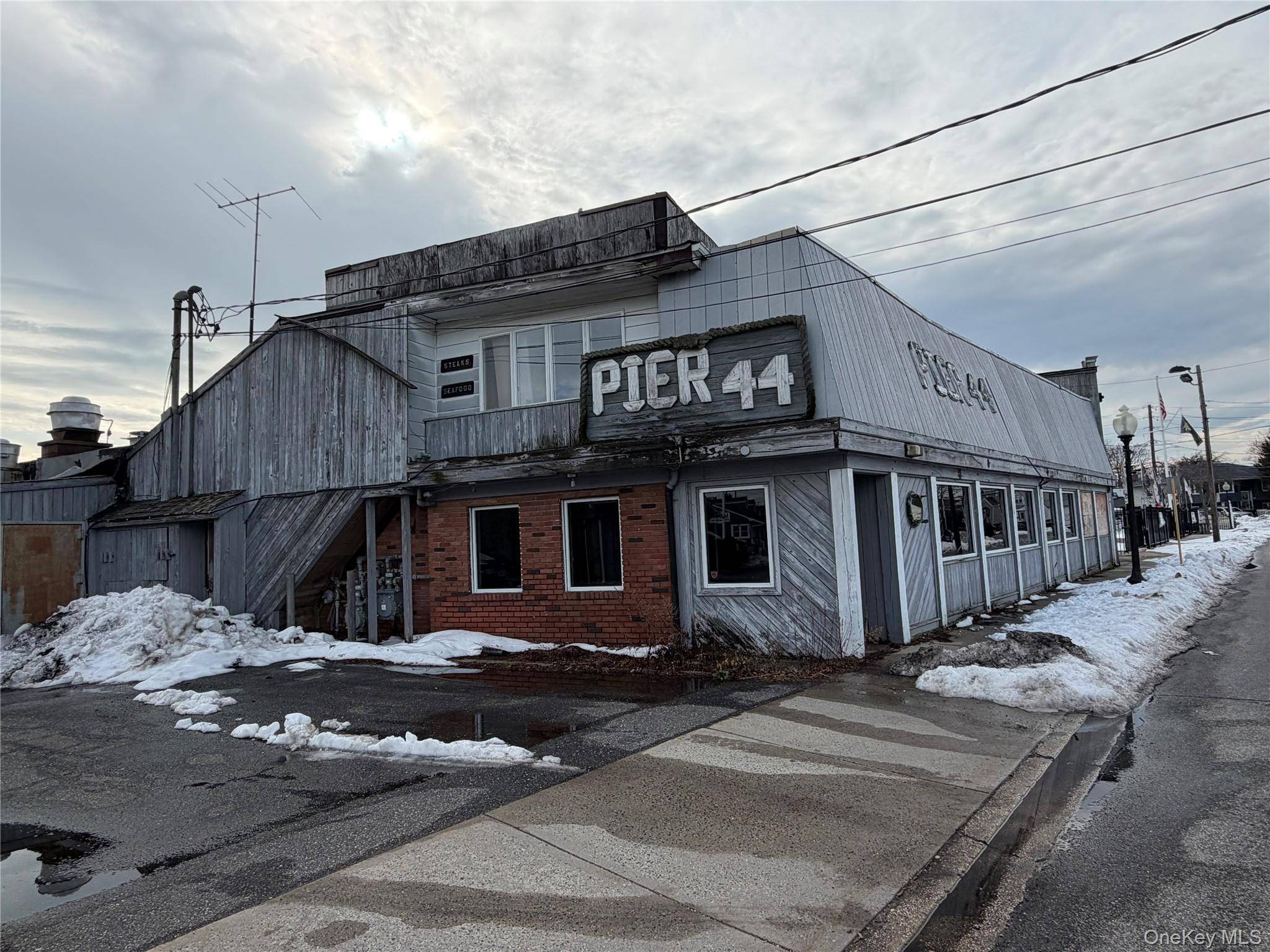 444 Fire Island AVE, Babylon, NY 11702