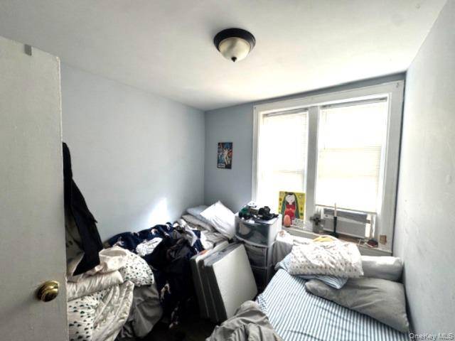 2236 121st ST, College Point, NY 11356