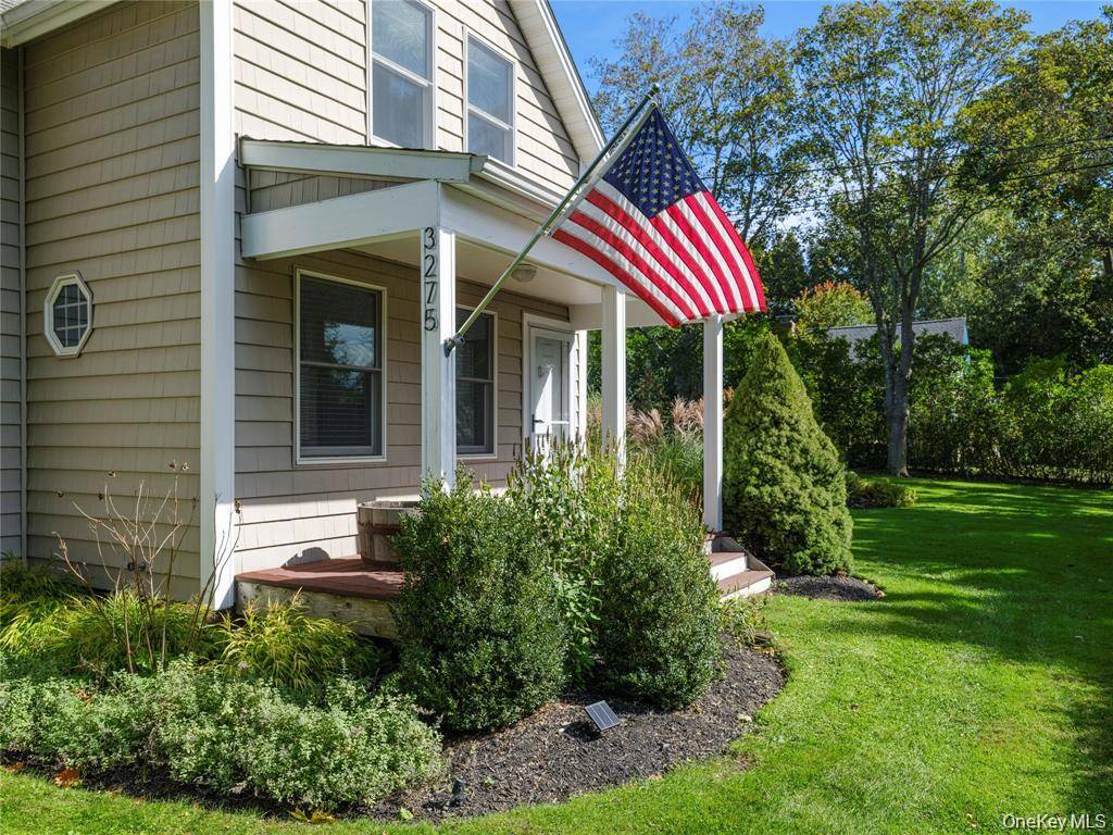 3275 Skunk LN, Cutchogue, NY 11935