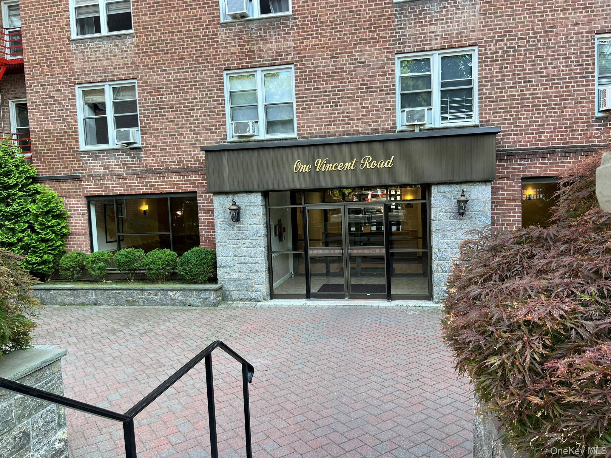 1 Vincent #Unit 3K, Bronxville, NY 10708