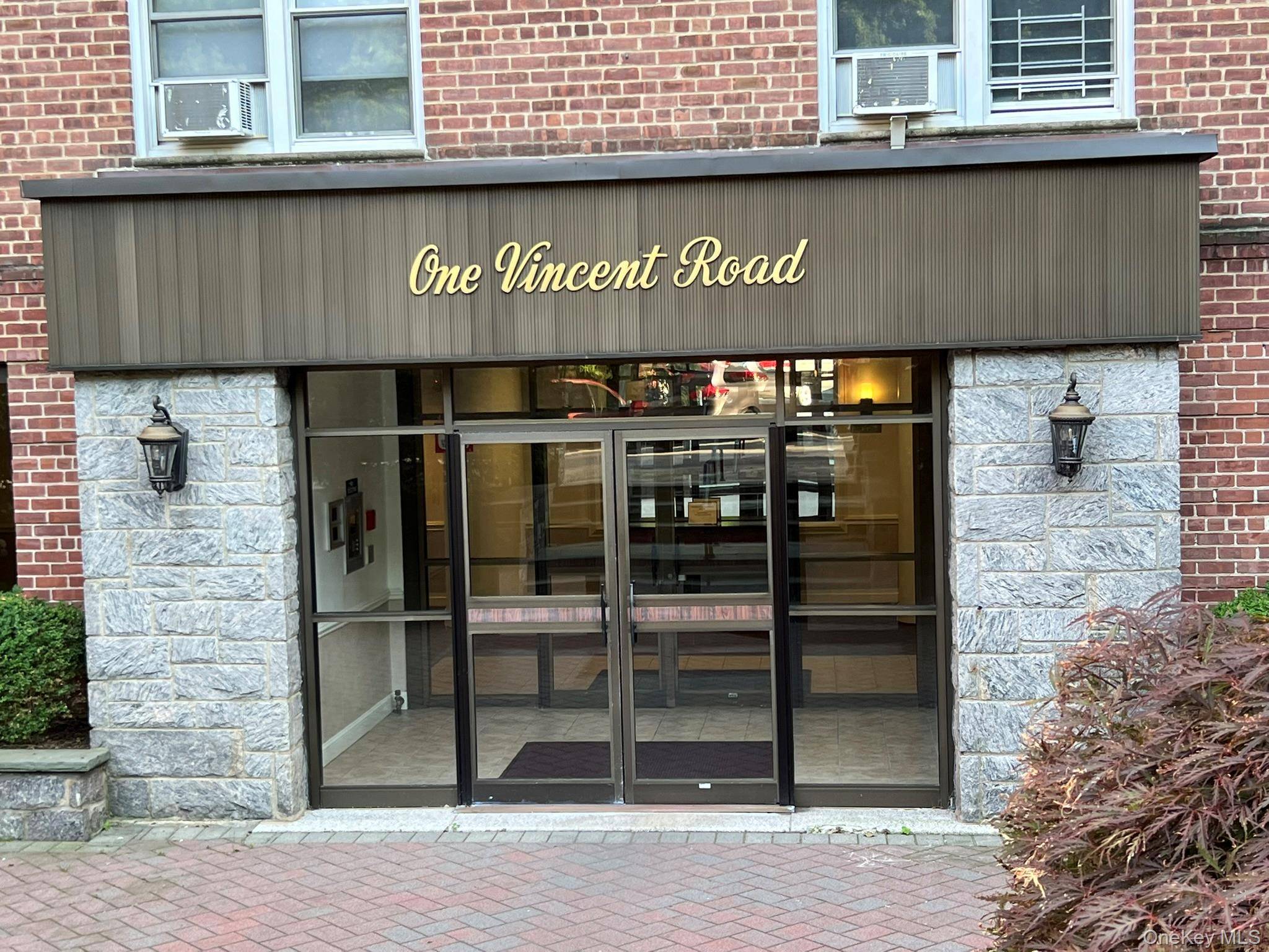 1 Vincent #Unit 3K, Bronxville, NY 10708