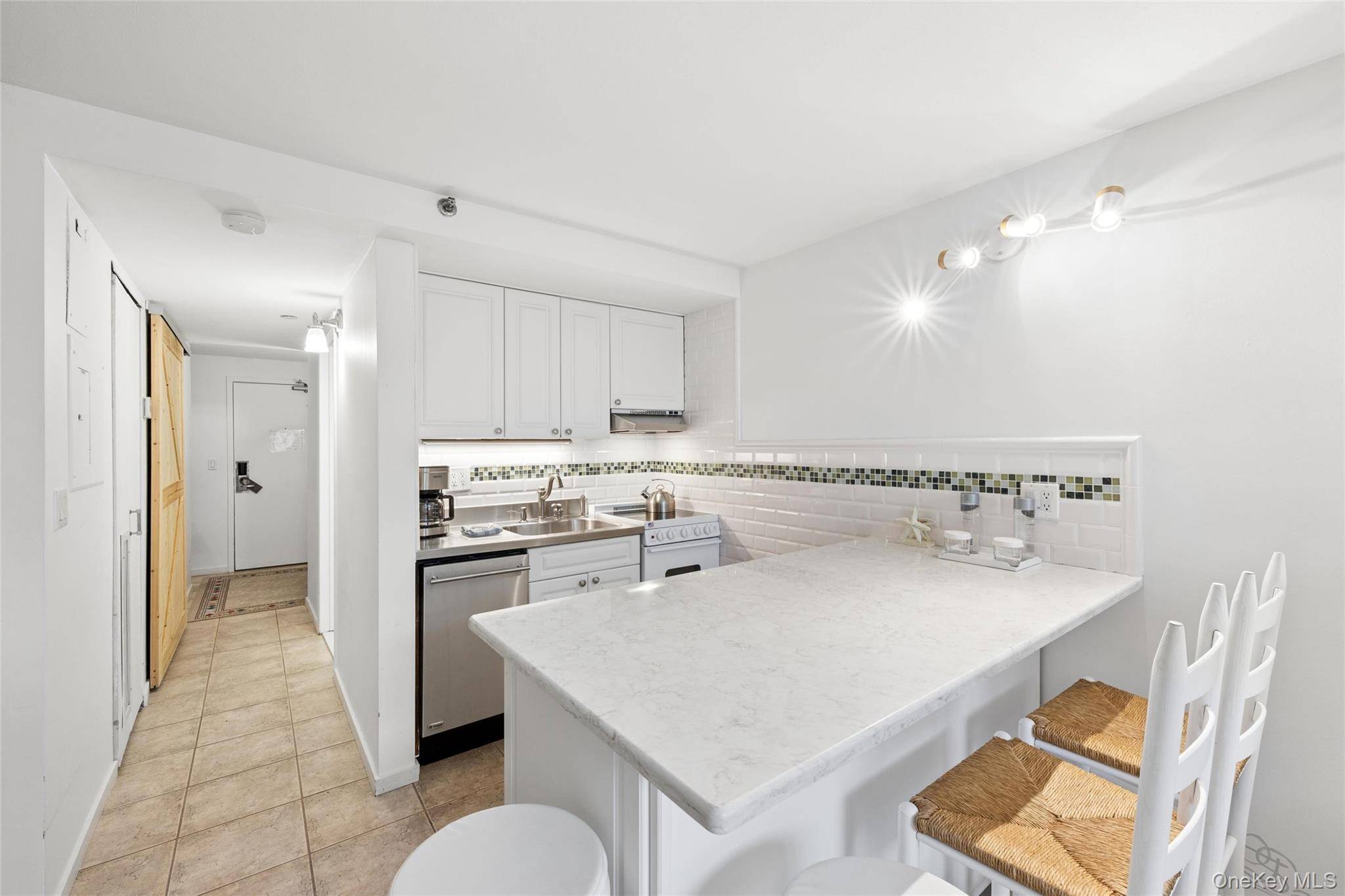 236 Edgemere ST #127, Montauk, NY 11954