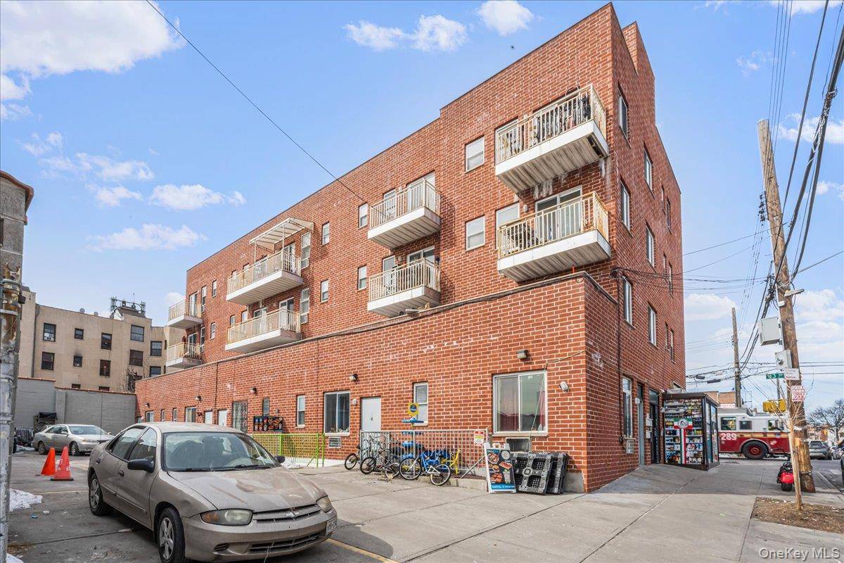 101-12 43rd AVE, Corona, NY 11368
