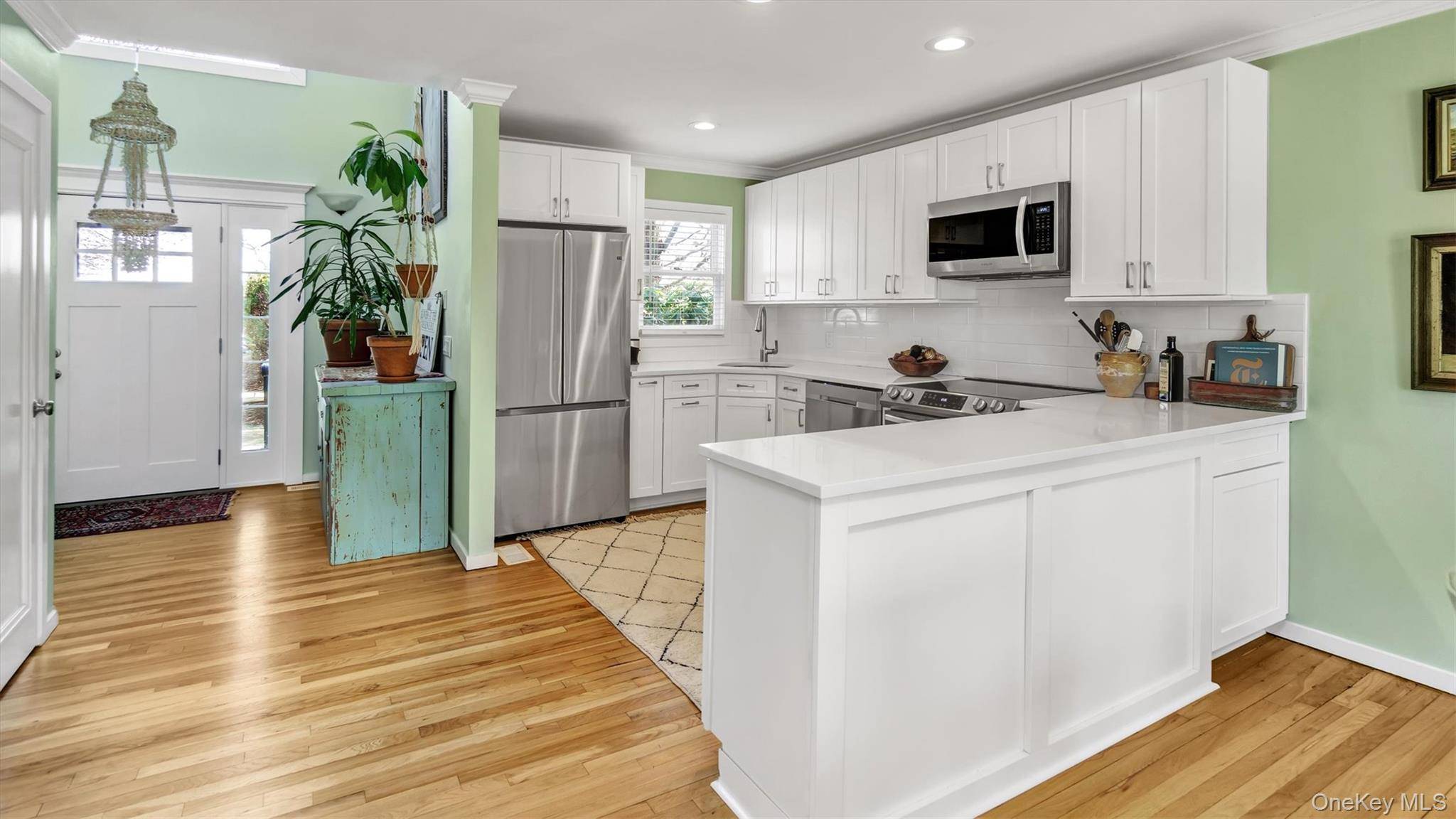 25 Mitchell #3, Westhampton Beach, NY 11978