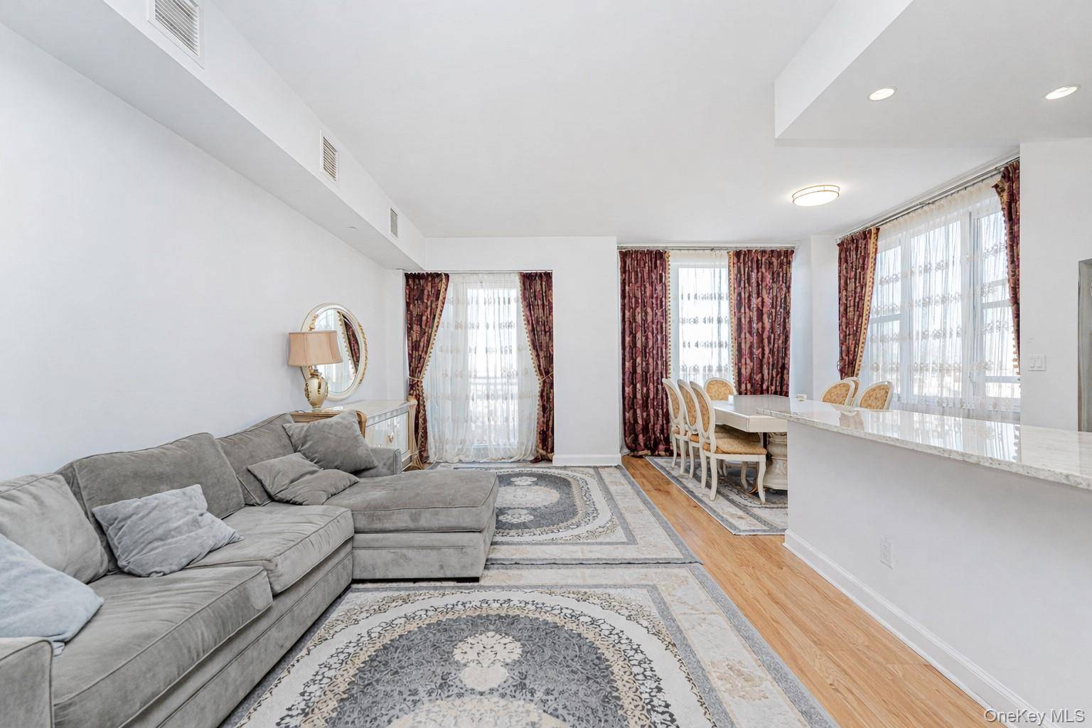 50 oceana DR #8D, Brooklyn, NY 11235