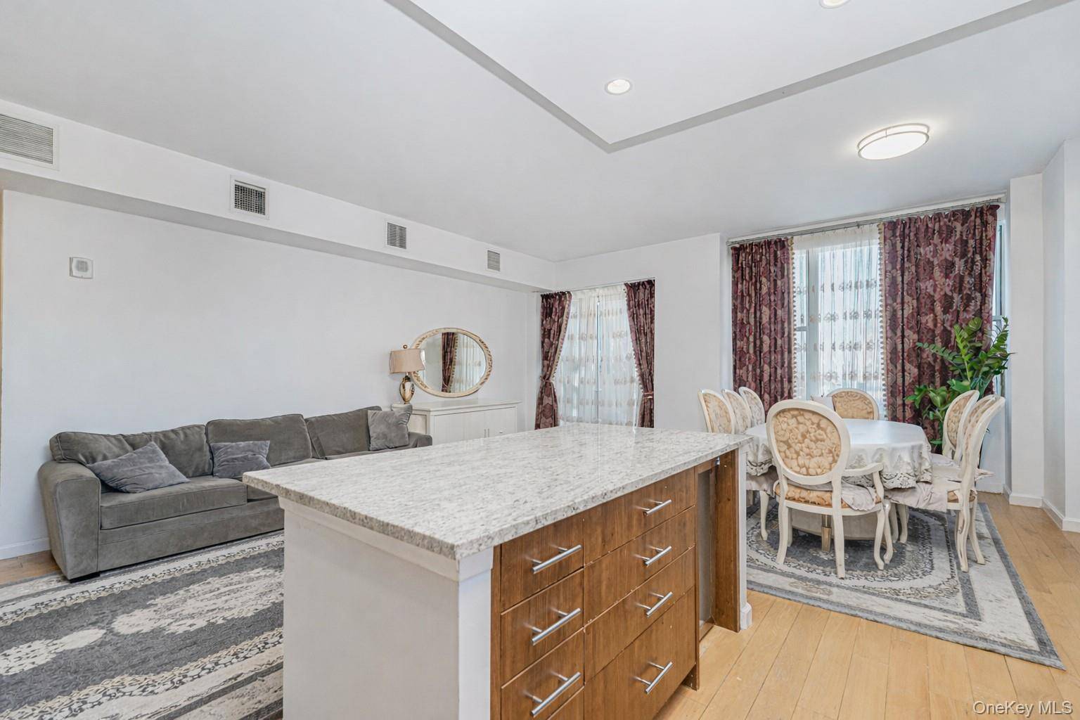 50 oceana DR #8D, Brooklyn, NY 11235