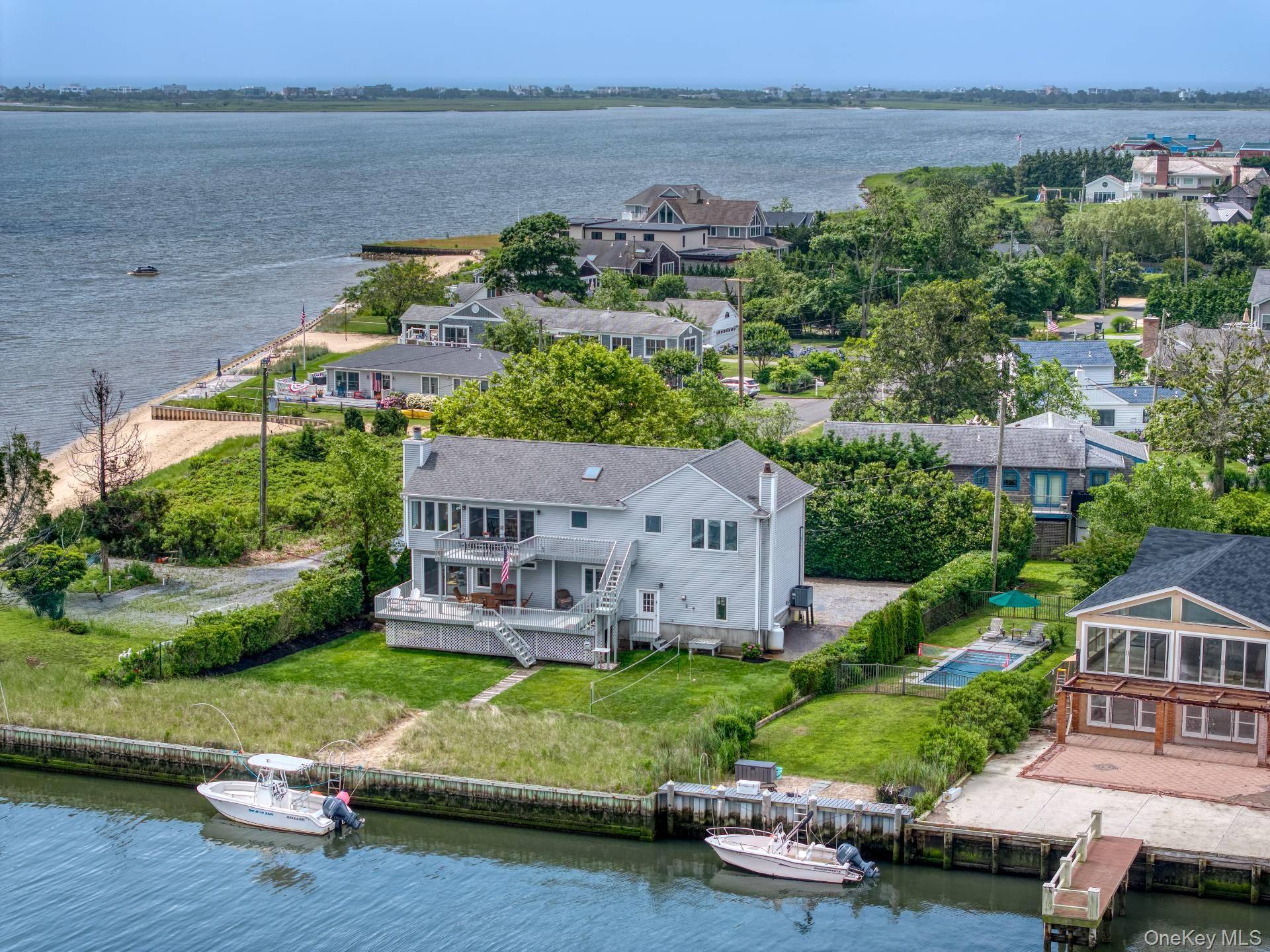 2 Bayside AVE, East Quogue, NY 11942