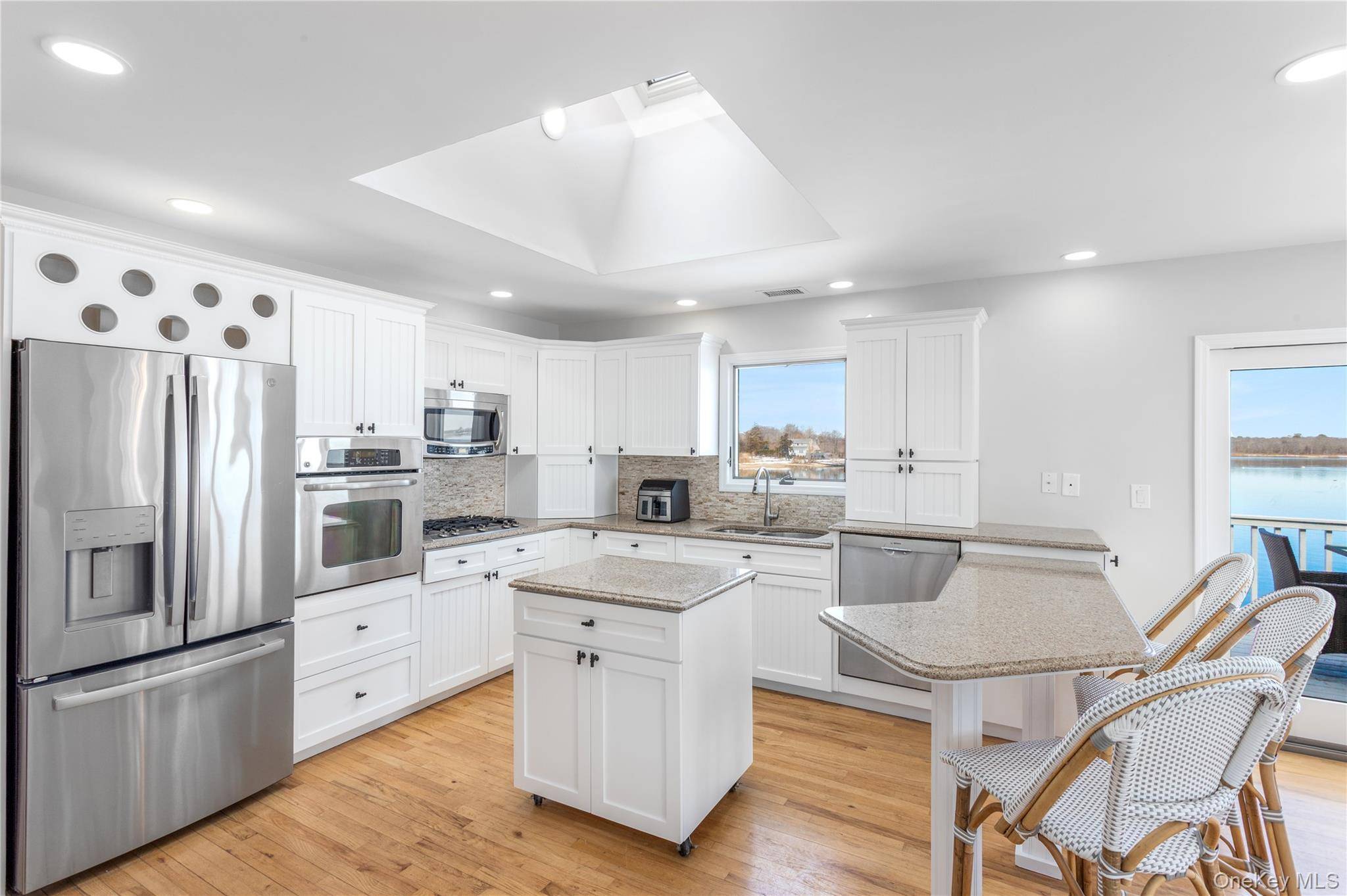 2 Bayside AVE, East Quogue, NY 11942